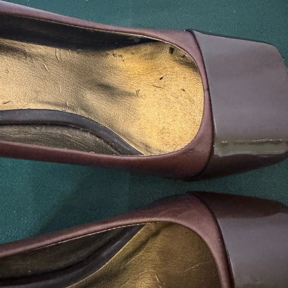 A cute addition to your shoe collection! Kenneth Cole Leather Heels Size 6.5 - Picture 13 of 16